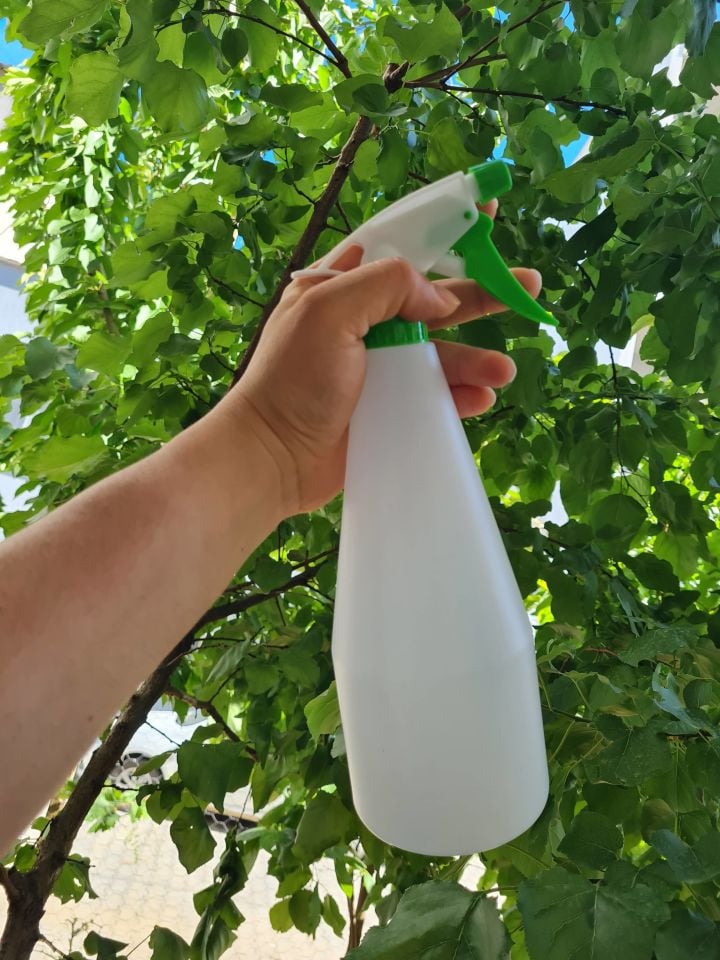 Bahçe Bitki Sulama Fısfısı Ilaçlama Püskürtme Uygulama Sprey Şişesi 1 lt